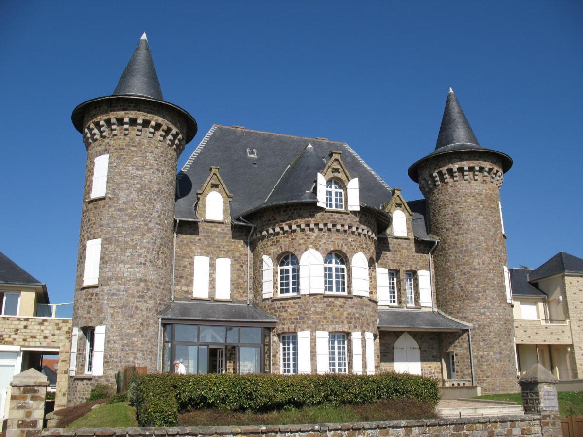 Les Terrasses Du Chateau Barneville-Carteret Exteriör bild
