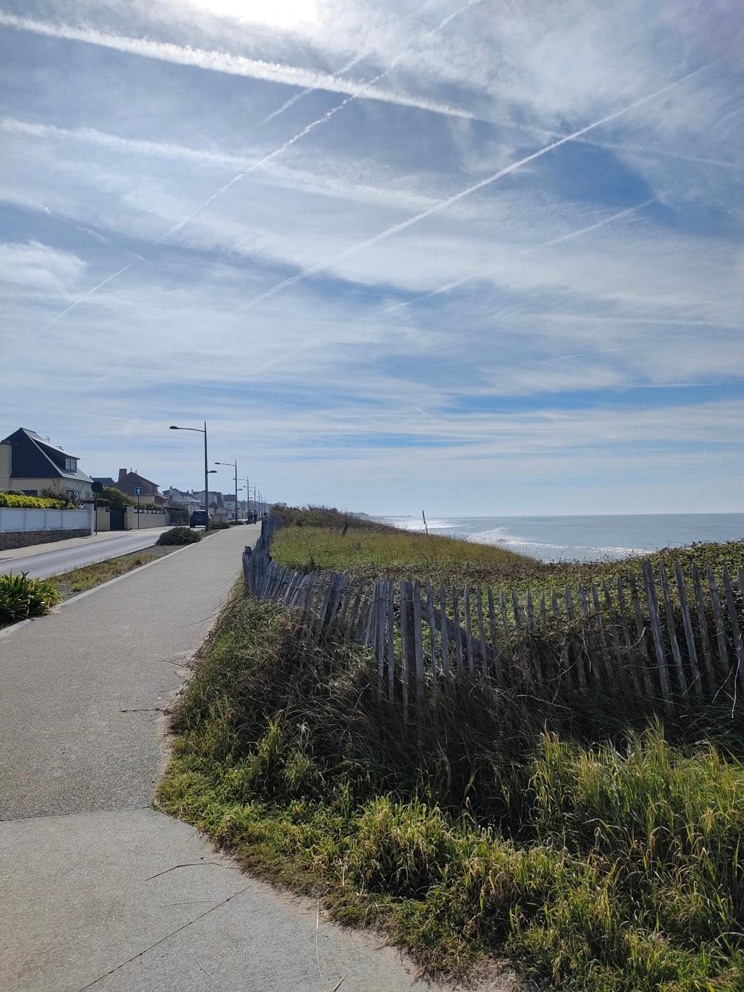 Les Terrasses Du Chateau Barneville-Carteret Exteriör bild