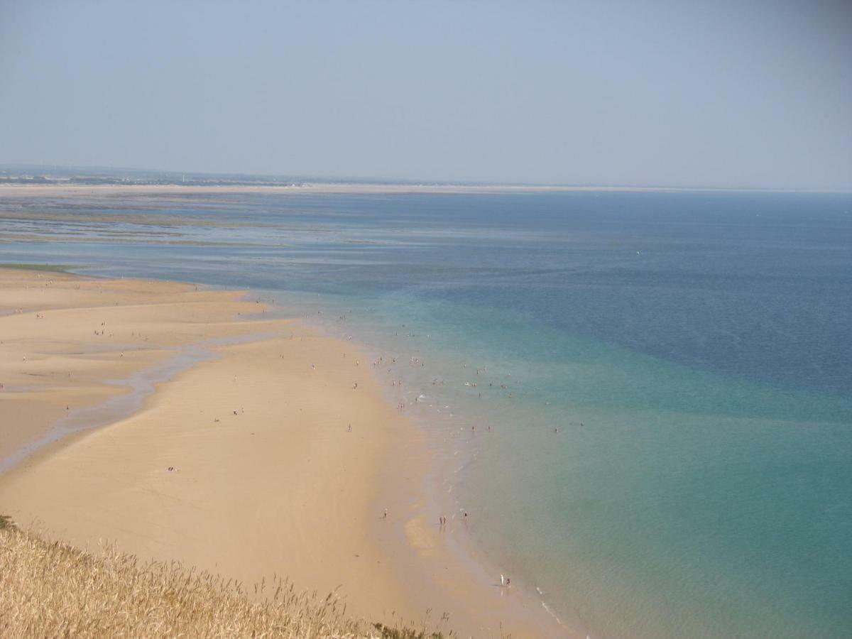 Les Terrasses Du Chateau Barneville-Carteret Exteriör bild