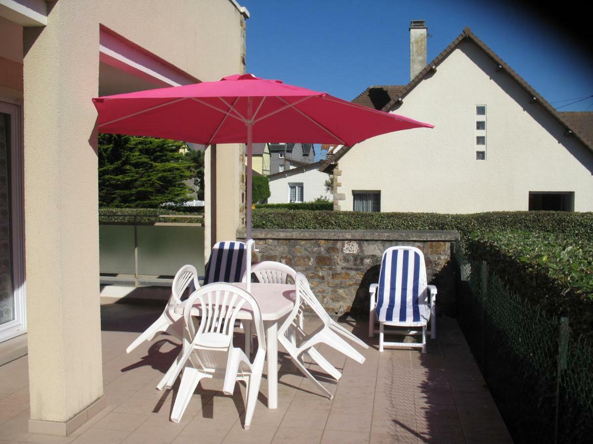 Les Terrasses Du Chateau Barneville-Carteret Exteriör bild
