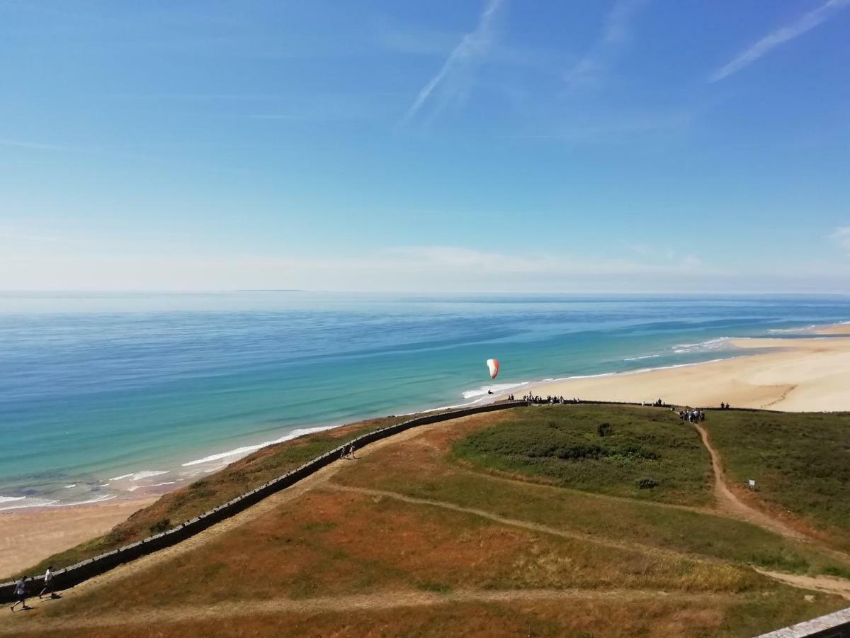 Les Terrasses Du Chateau Barneville-Carteret Exteriör bild